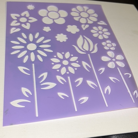 Stencil Lot - Picture 4 of 7